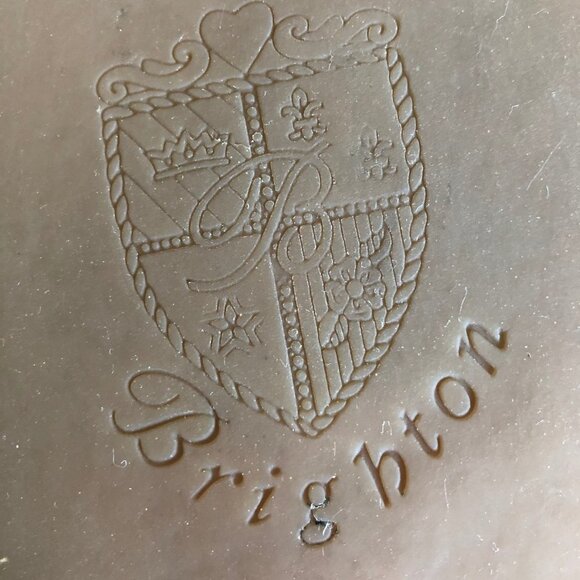 Brighton Thong Style Slip On Sandals Silver Plated Metal Embellishment Pink Sz 7 - Picture 5 of 11